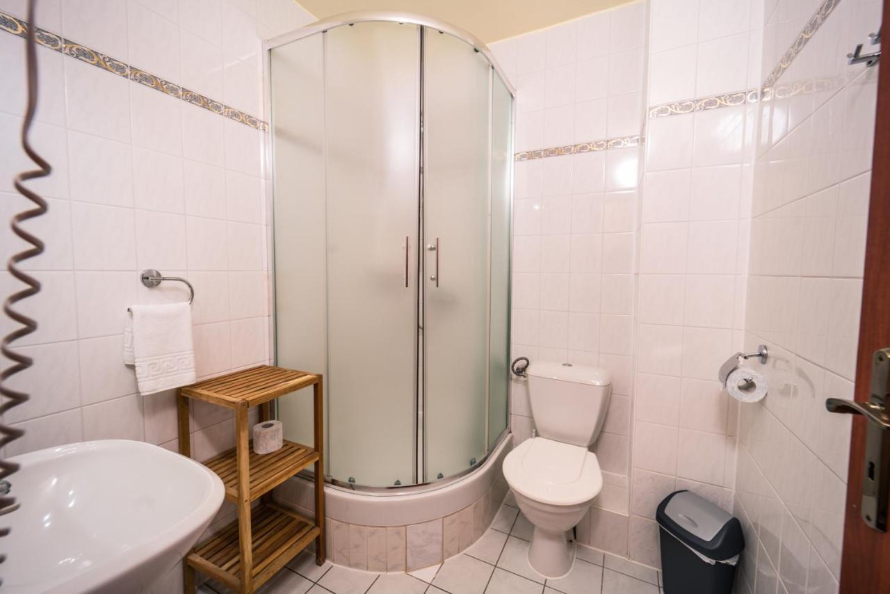 Hotel Koruna Prachatice Exteriör bild