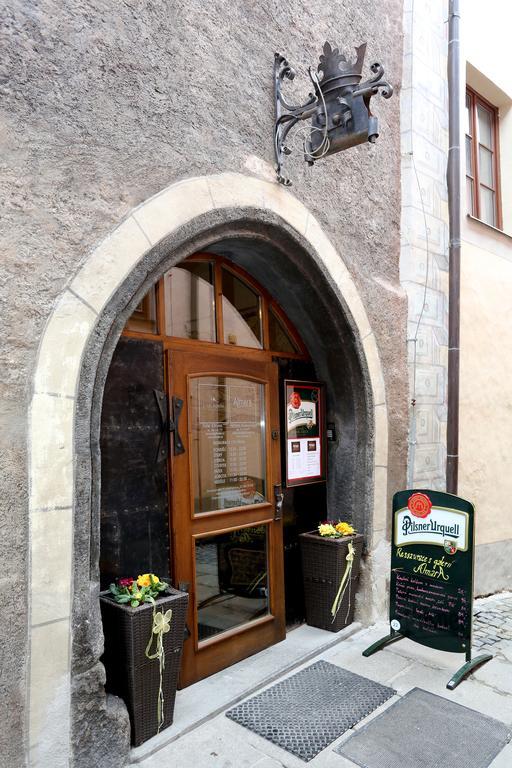 Hotel Koruna Prachatice Exteriör bild